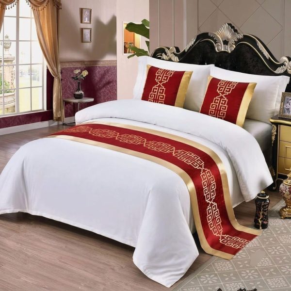 Bed Runner & Matching Pillow Covers
